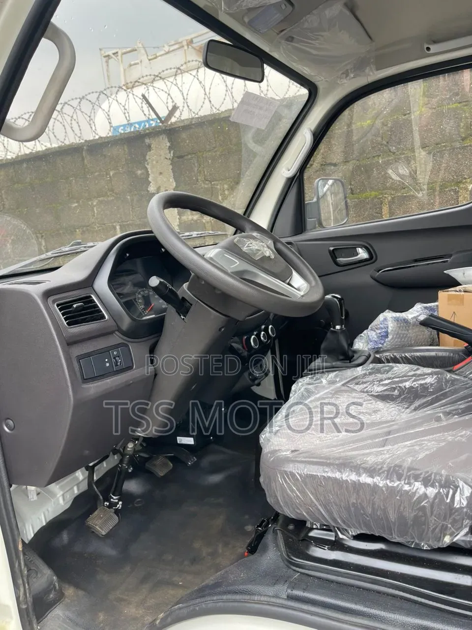 Forland Light Truck 2 Tons With Box Body