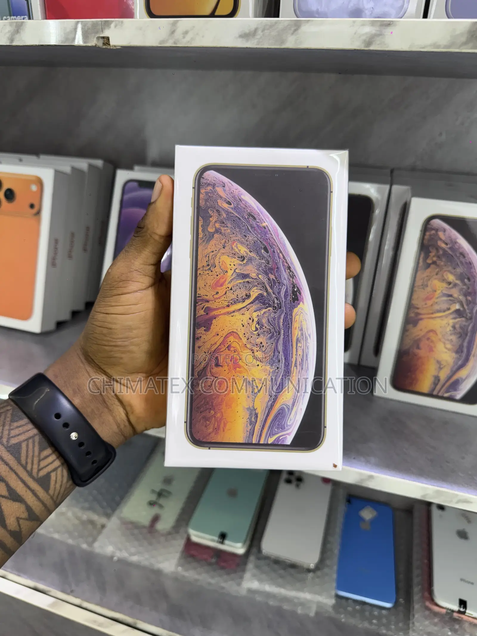 New Apple iPhone XS Max 256 GB Gold