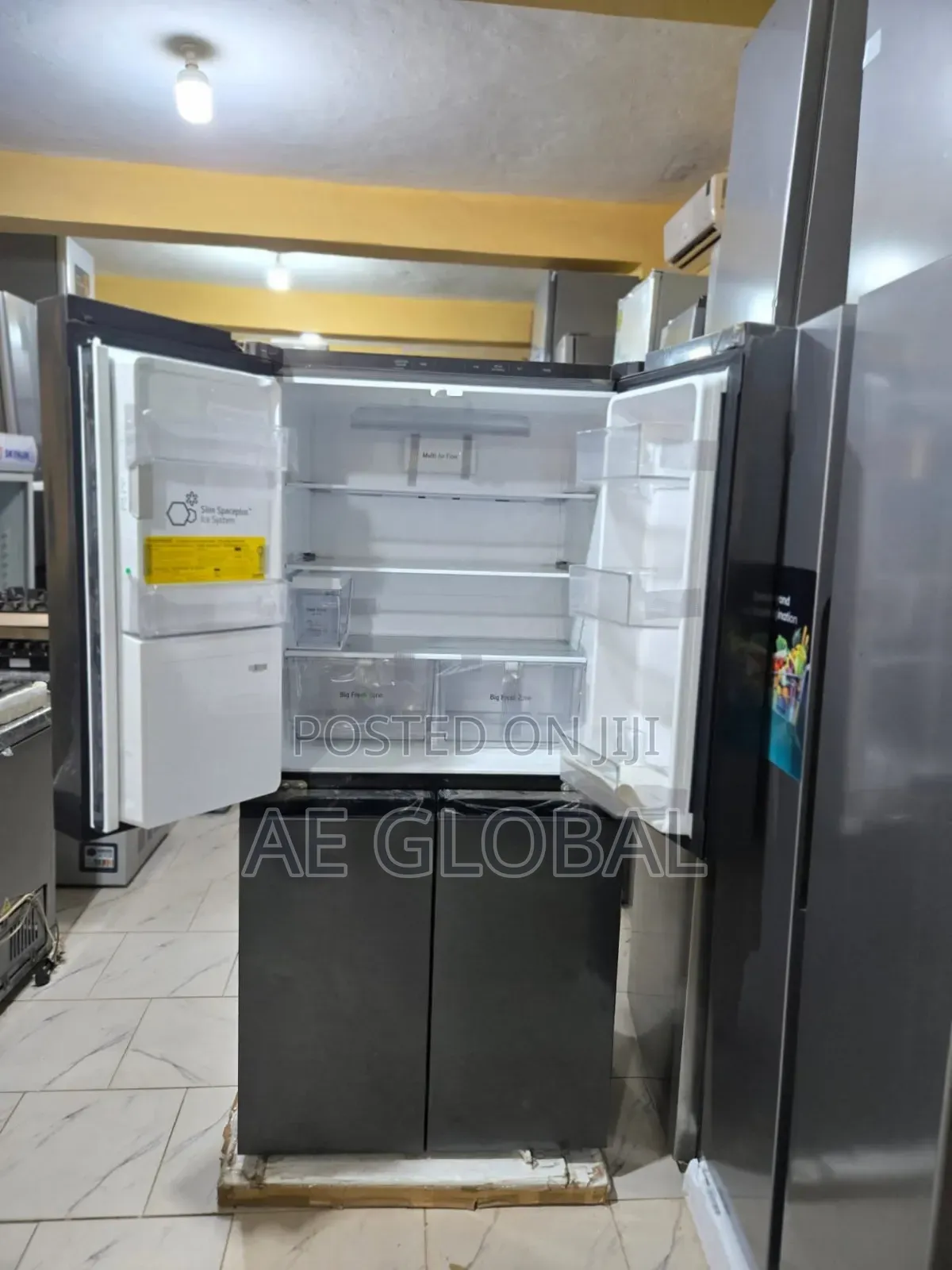 Lg Inverter Side-by-Side Refrigerator Model: Ref 22 FFQPB 570l