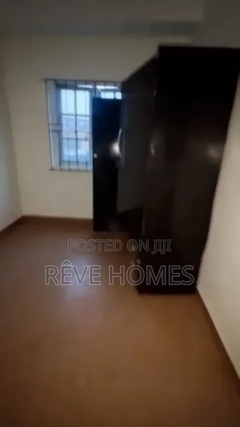 3bdrm Apartment in Shomolu for rent