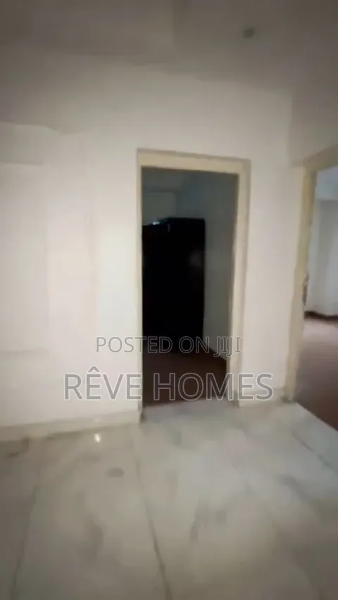 3bdrm Apartment in Shomolu for rent