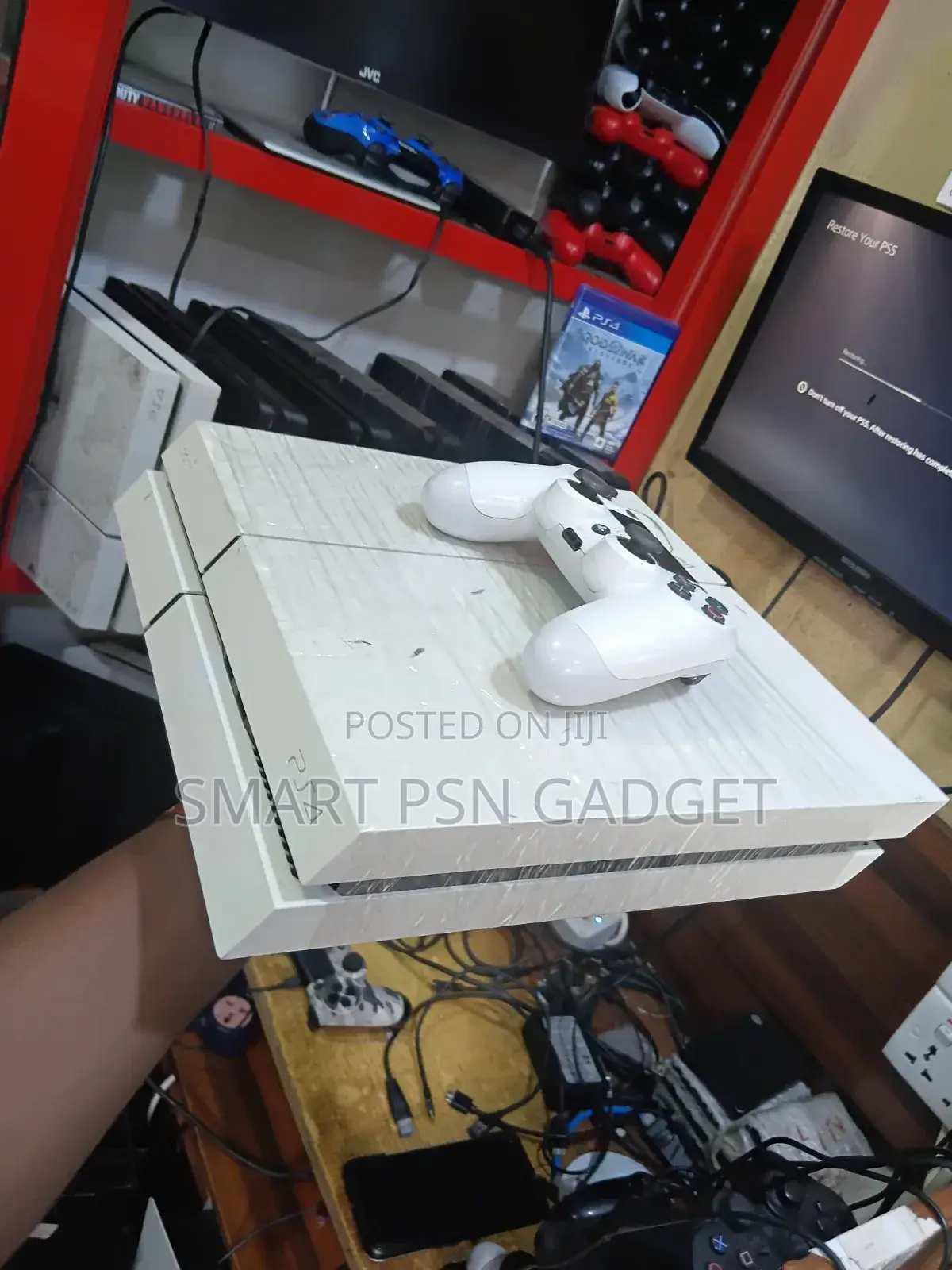 White Uk Used Ps4 Fat || Games Installed
