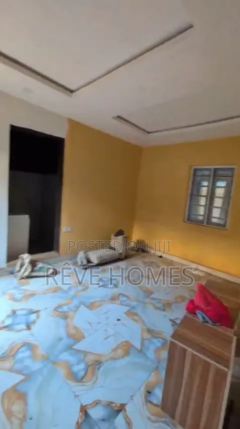 Mini Flat in Jibowu for rent