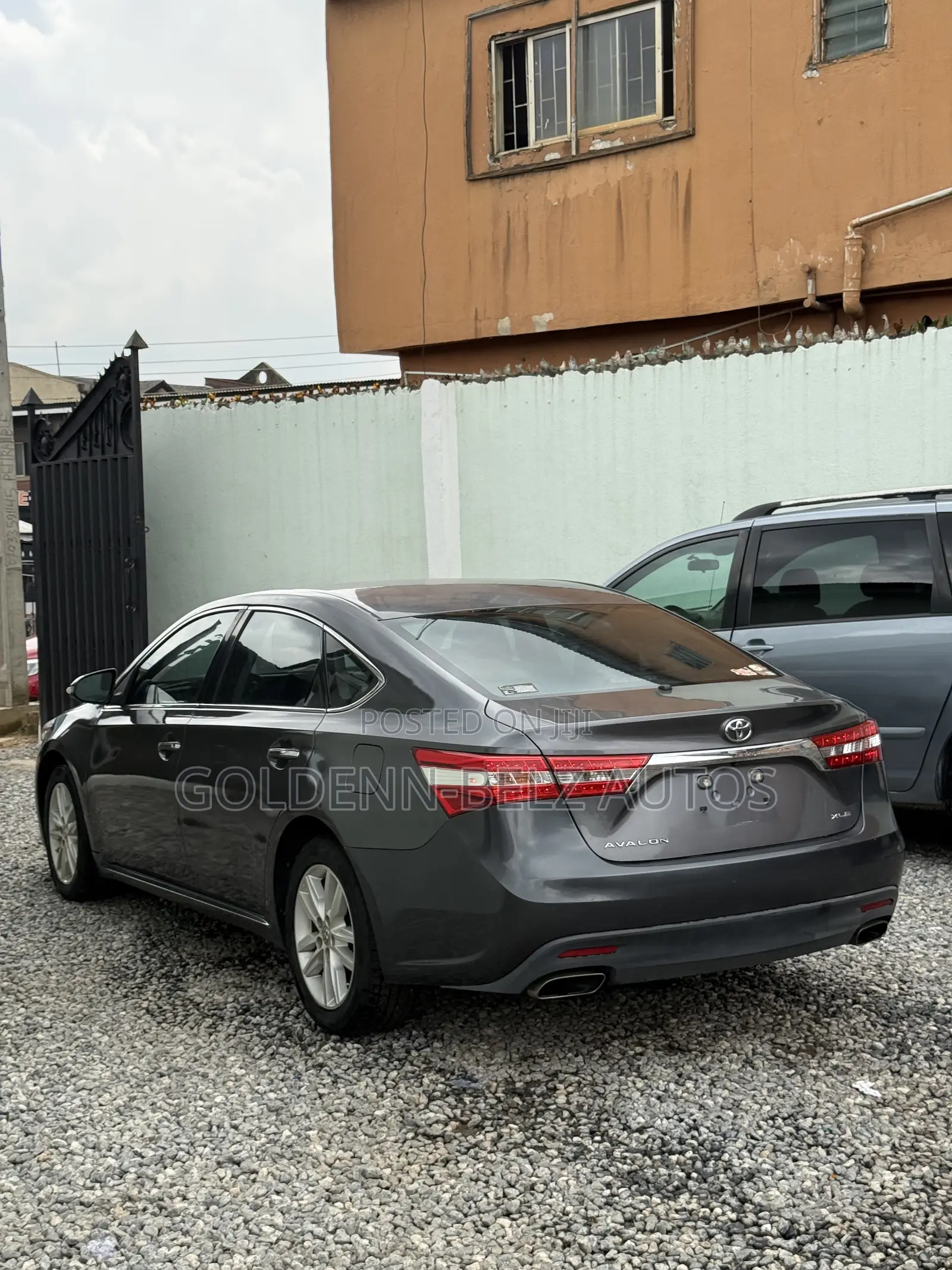 Toyota Avalon XLE Premium 4dr Sedan (3.5L 6cyl 6A) 2014 Gray