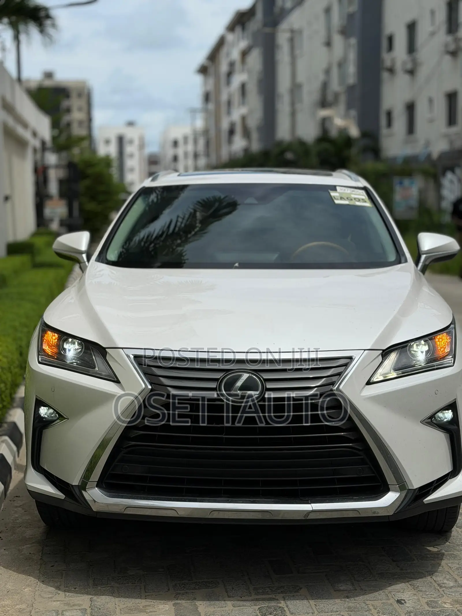 Lexus RX 350 AWD 2017 White