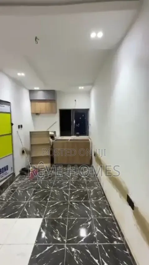 Studio Apartment in Bariga for rent