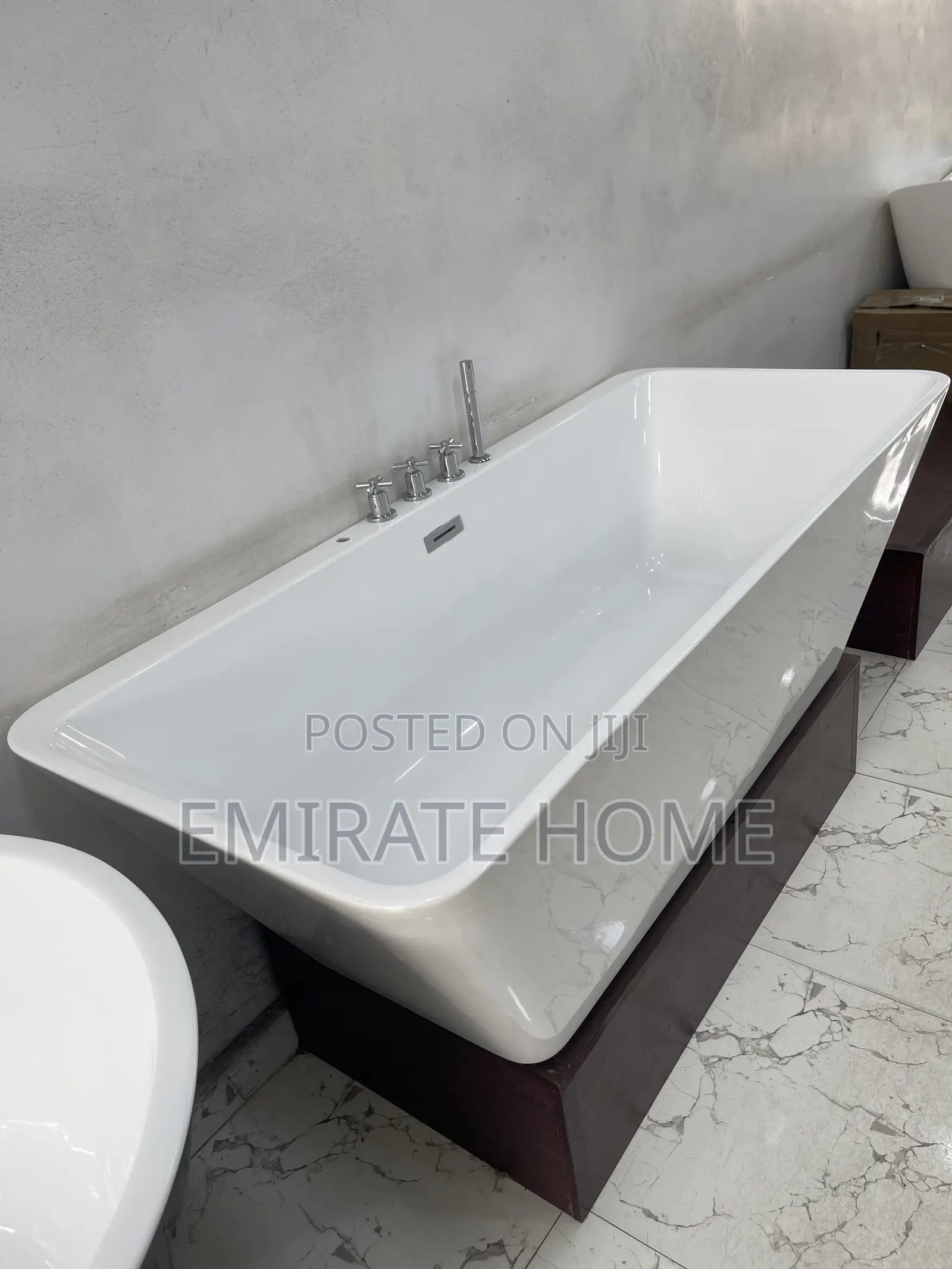 Acrylic England Bathtub With Mixer Tap
