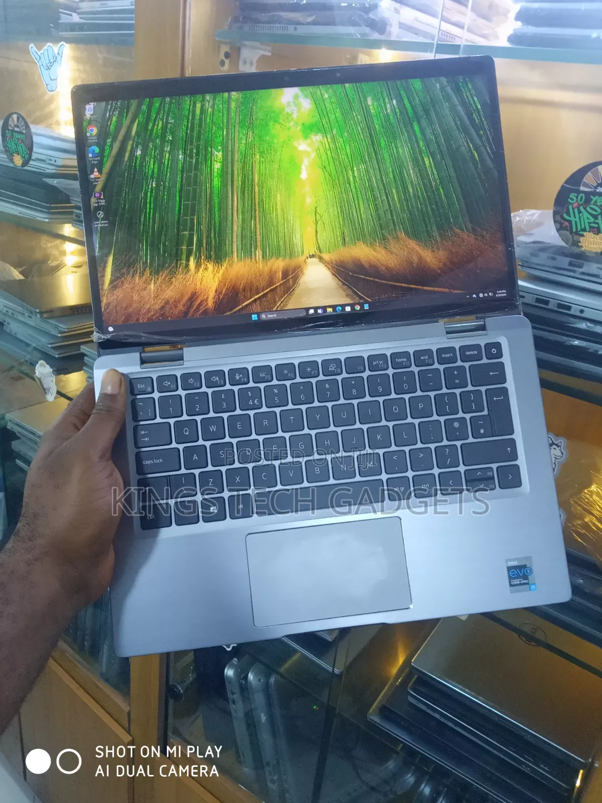 Laptop Dell Latitude 7320 16GB Intel Core i7 SSD 512GB