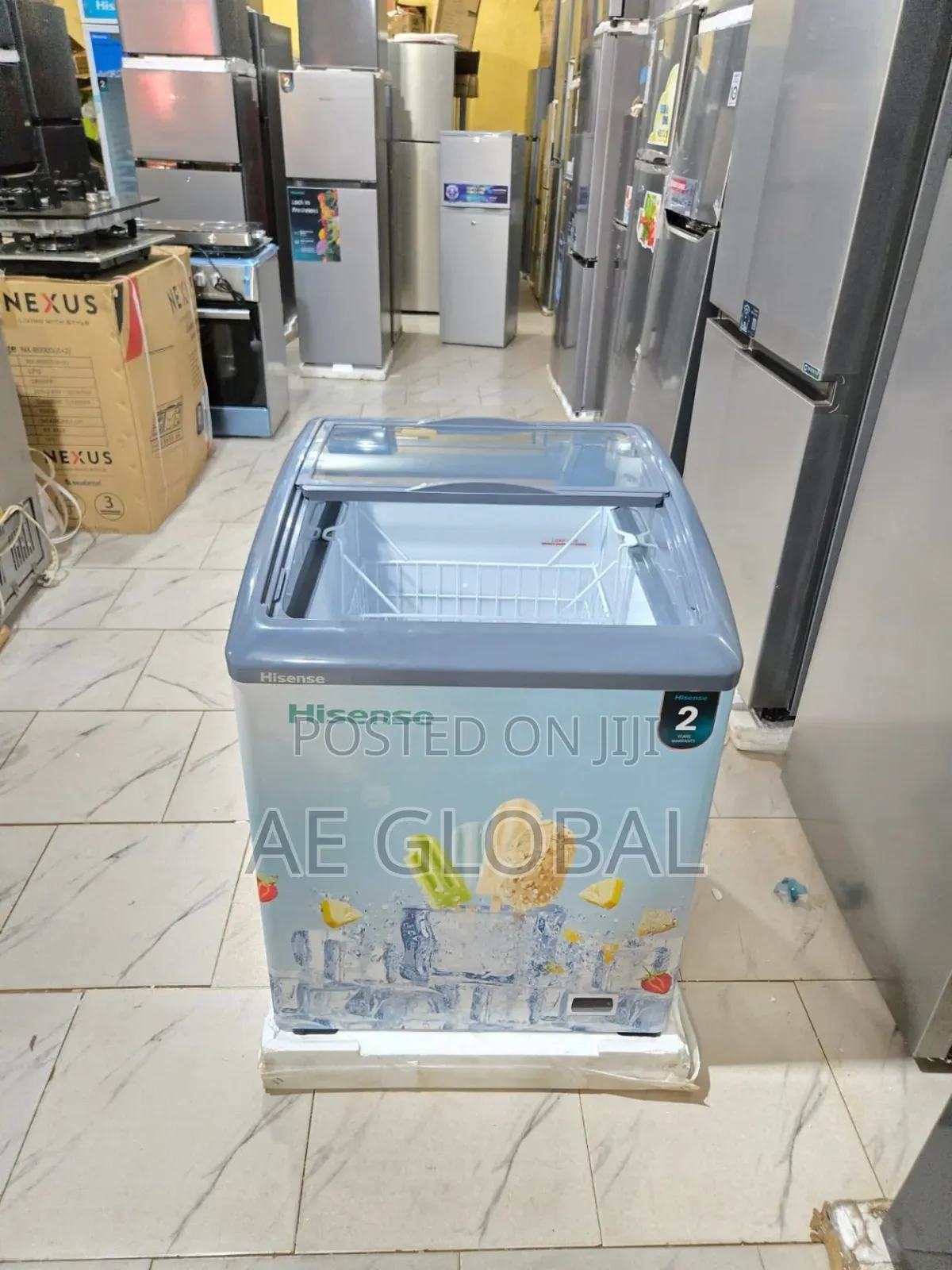 Hisense Display Freezer Gross Volume: 165l