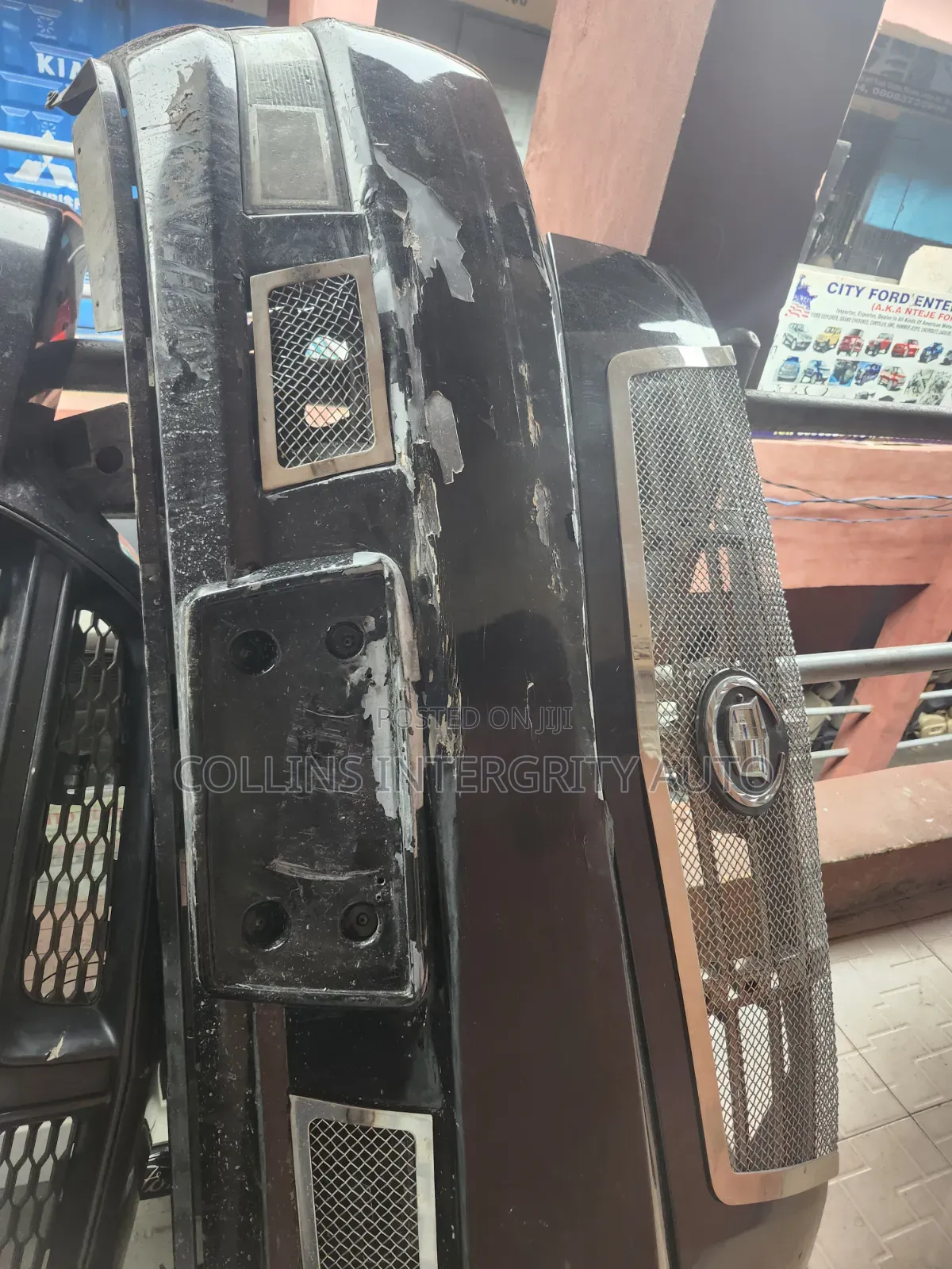 Cadillac Escalede Front Bumper 2010