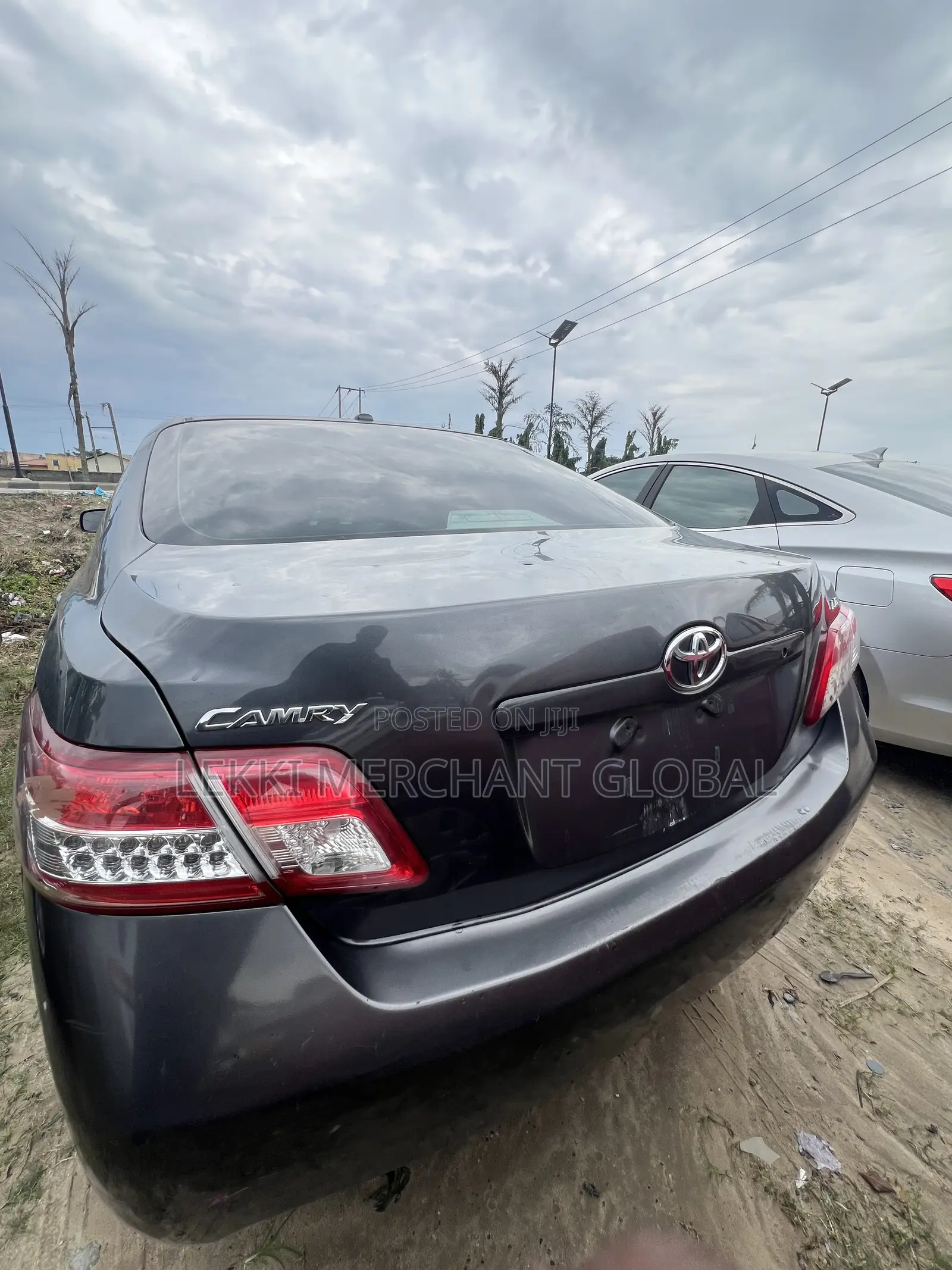 Toyota Camry LE 4dr Sedan (2.5L 4cyl 6AM) 2010 Gray