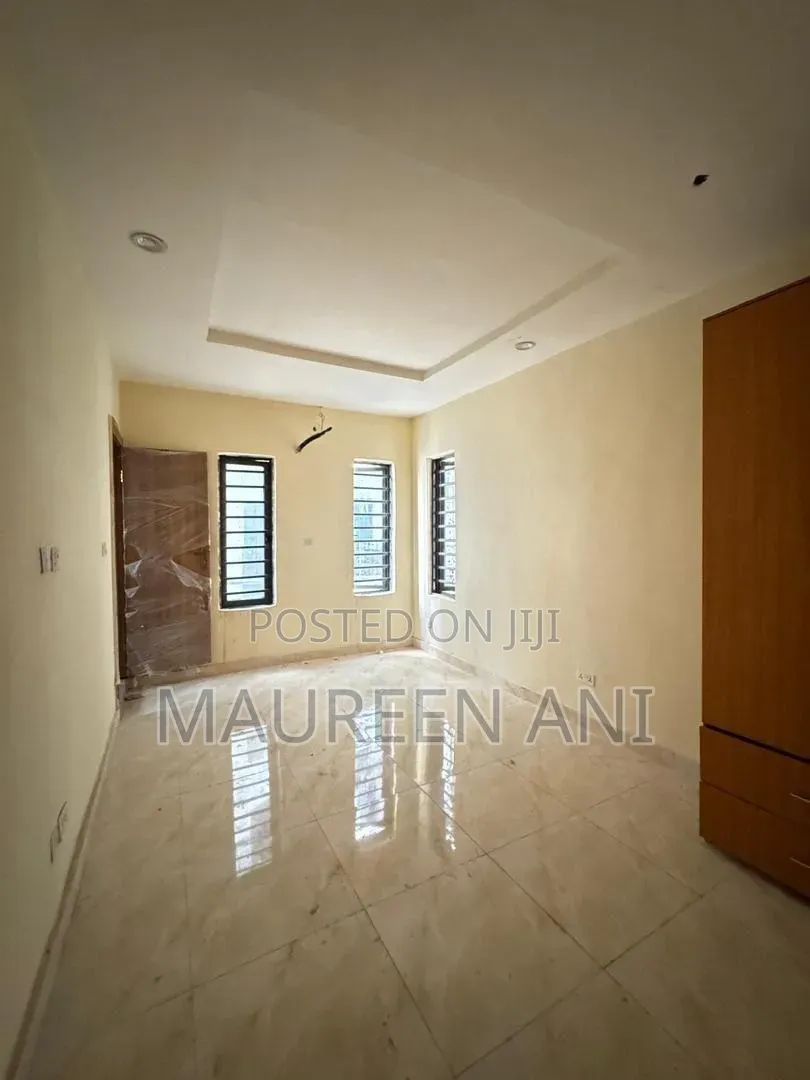 3bdrm Apartment in Yaba, Saint Agnes for sale