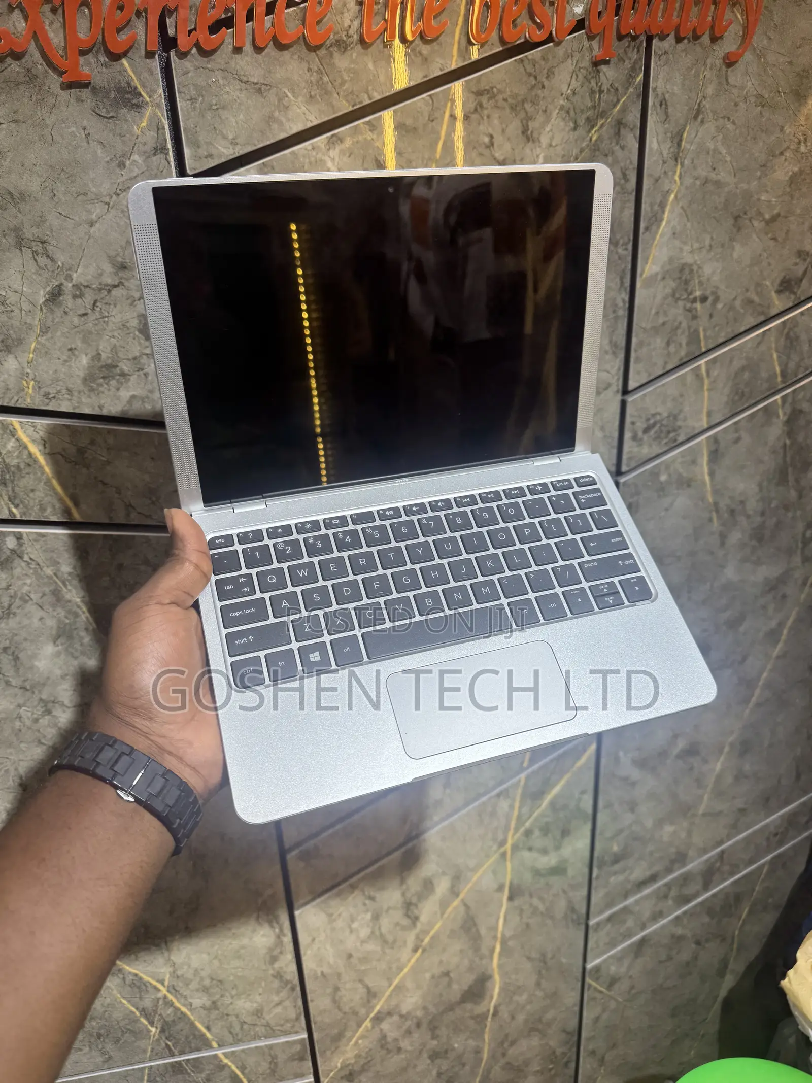 Laptop HP X2 210 G2 4GB Intel SSD 128GB