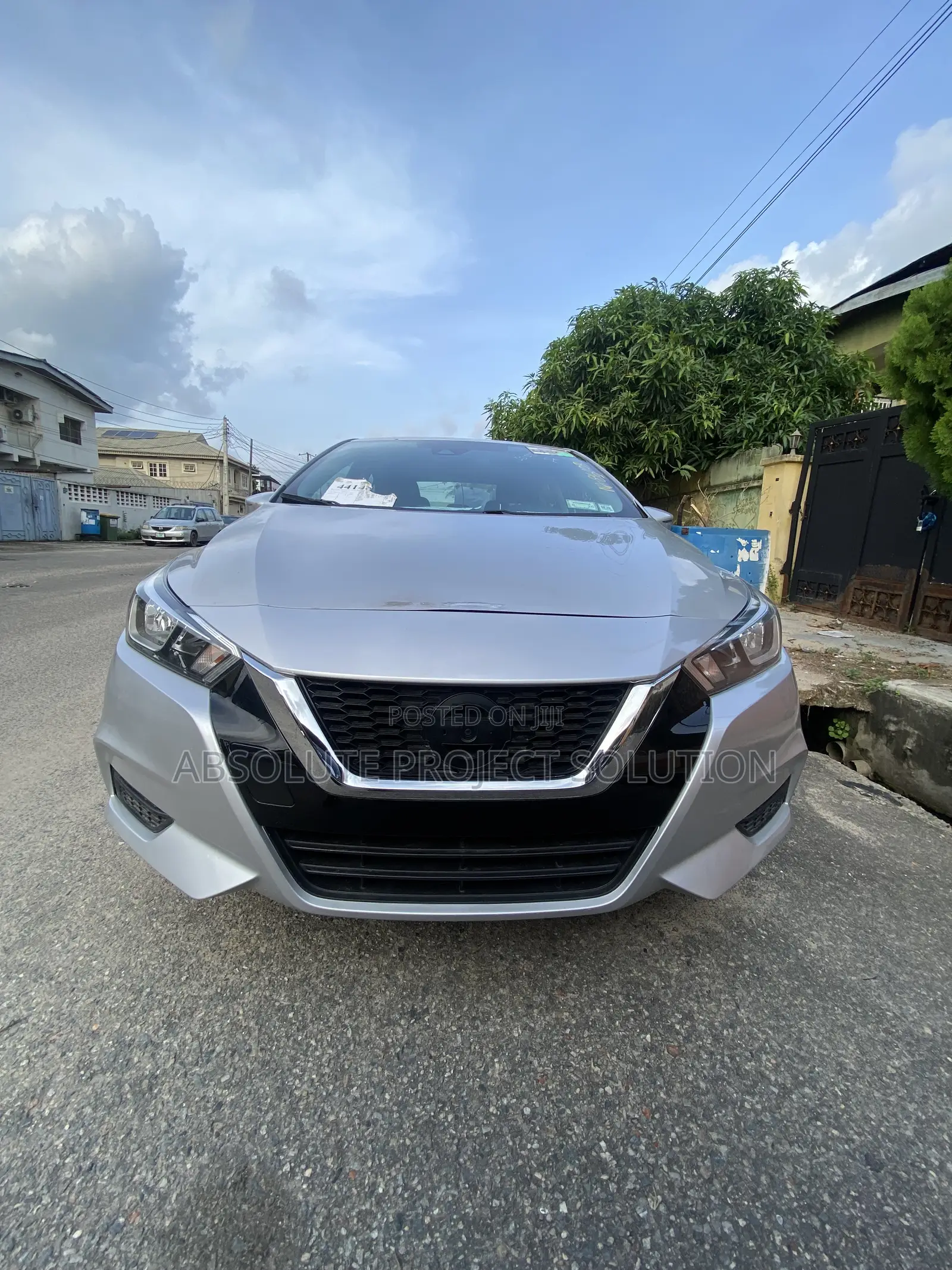 Nissan Versa 1.6 SV 2021 Silver