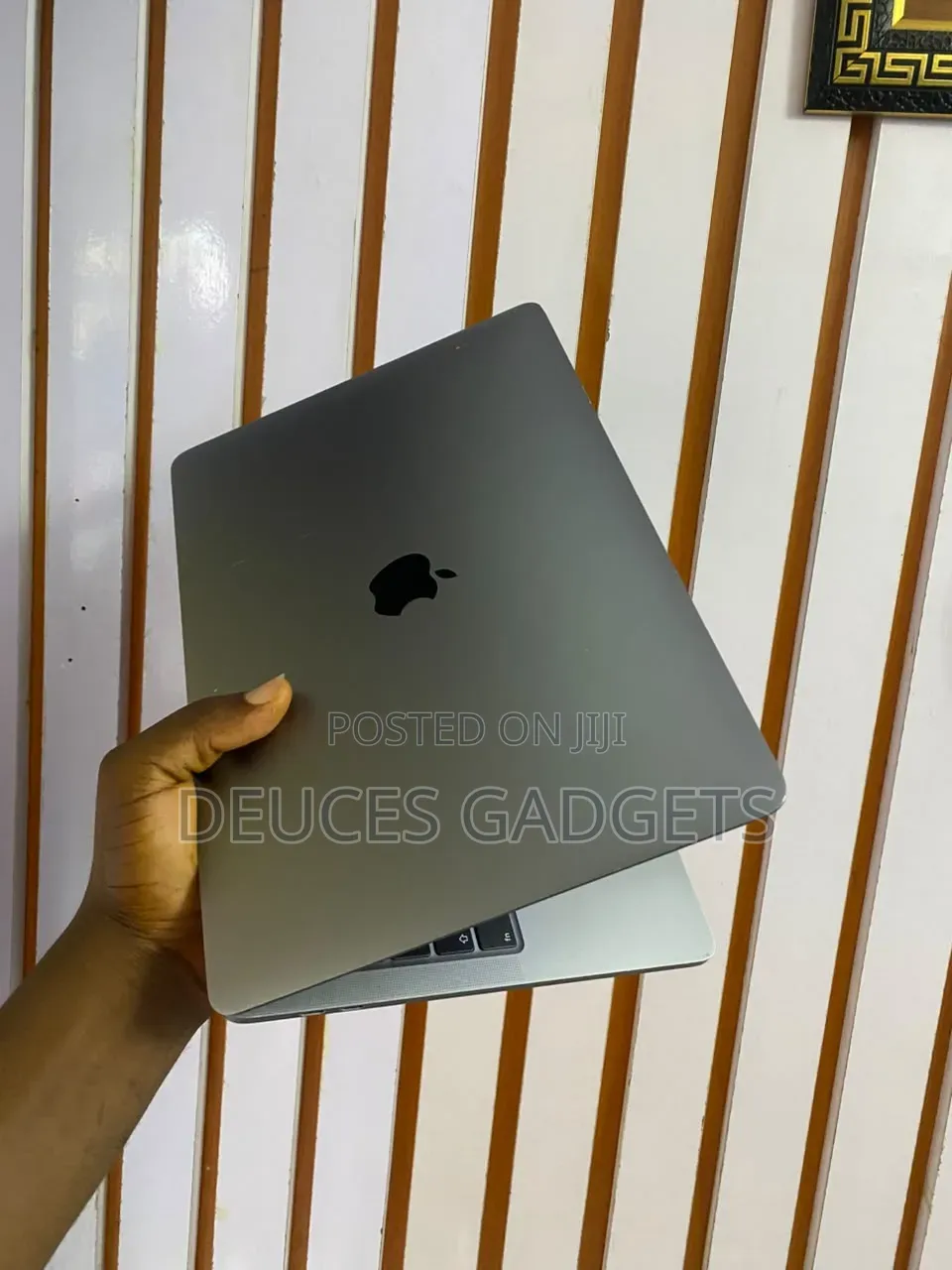 Laptop Apple MacBook Pro 2020 8GB Intel Core i5 SSD 256GB