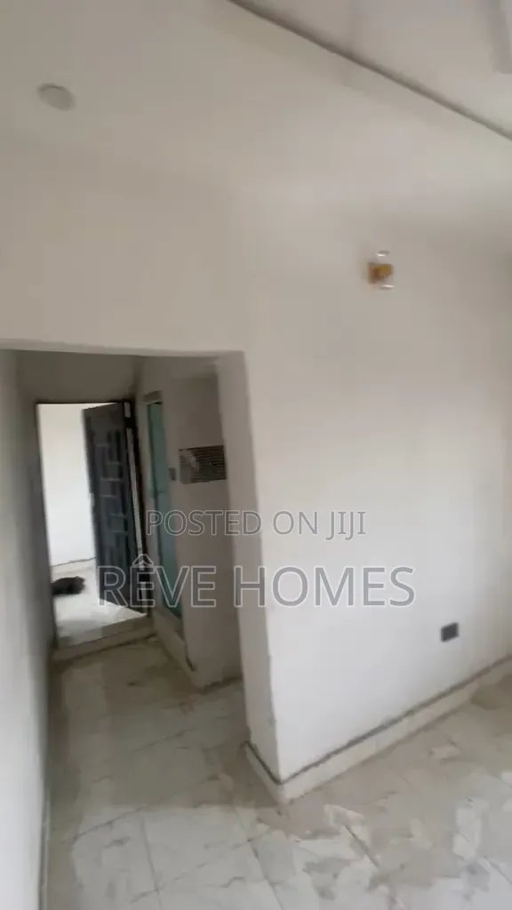 Mini Flat in Ilaje, Bariga / Shomolu for rent