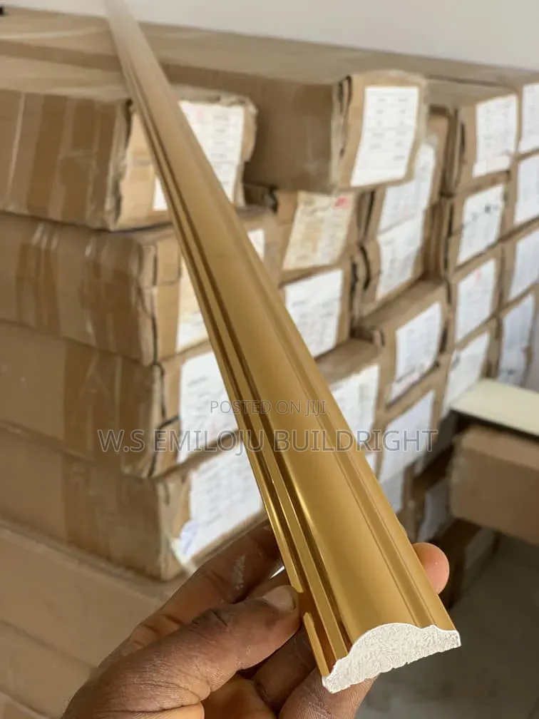 Gold Cornice