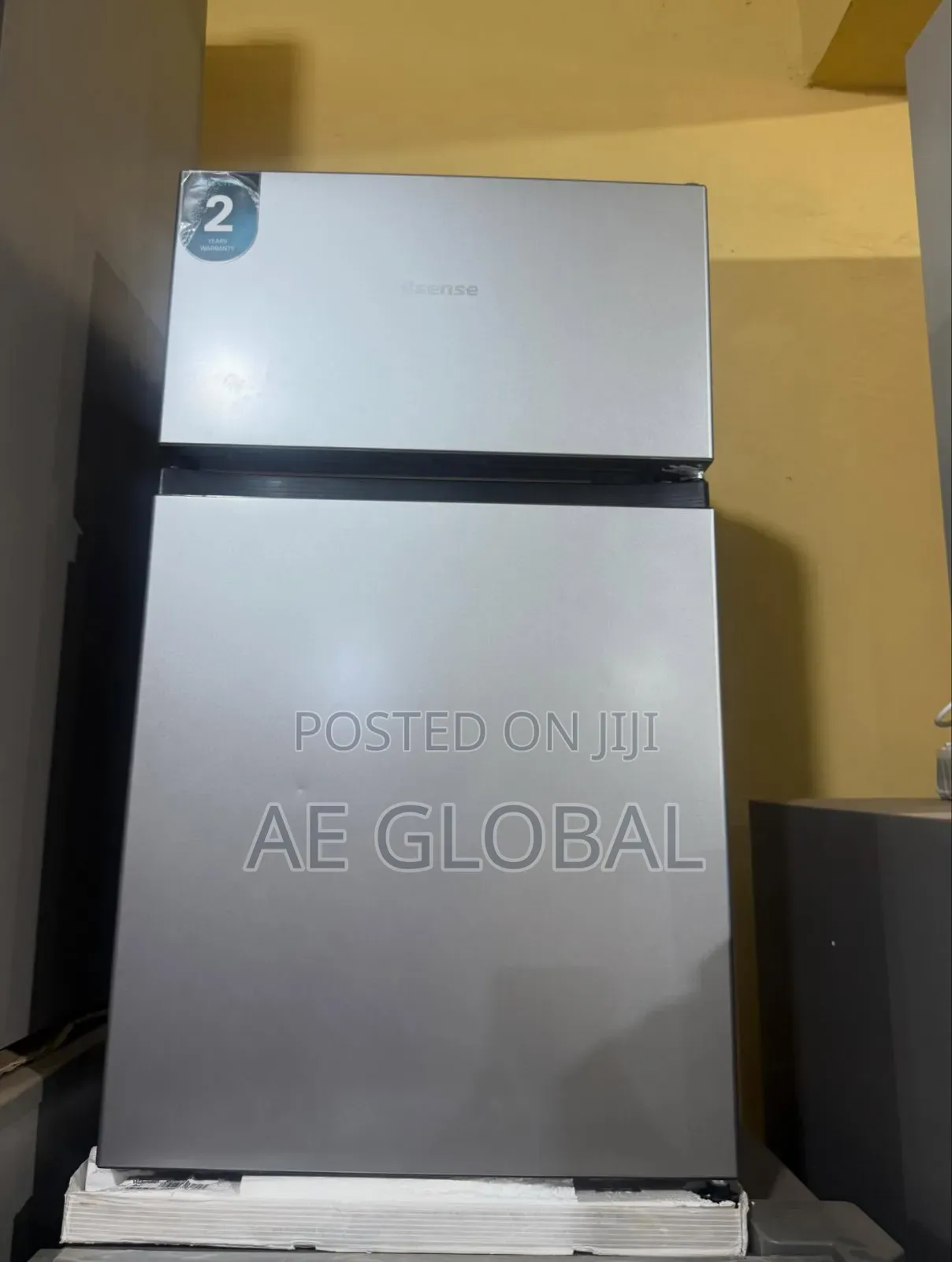 Hisense Double Door Refrigerator Model: Ref 120dr Gross Volume: 91l