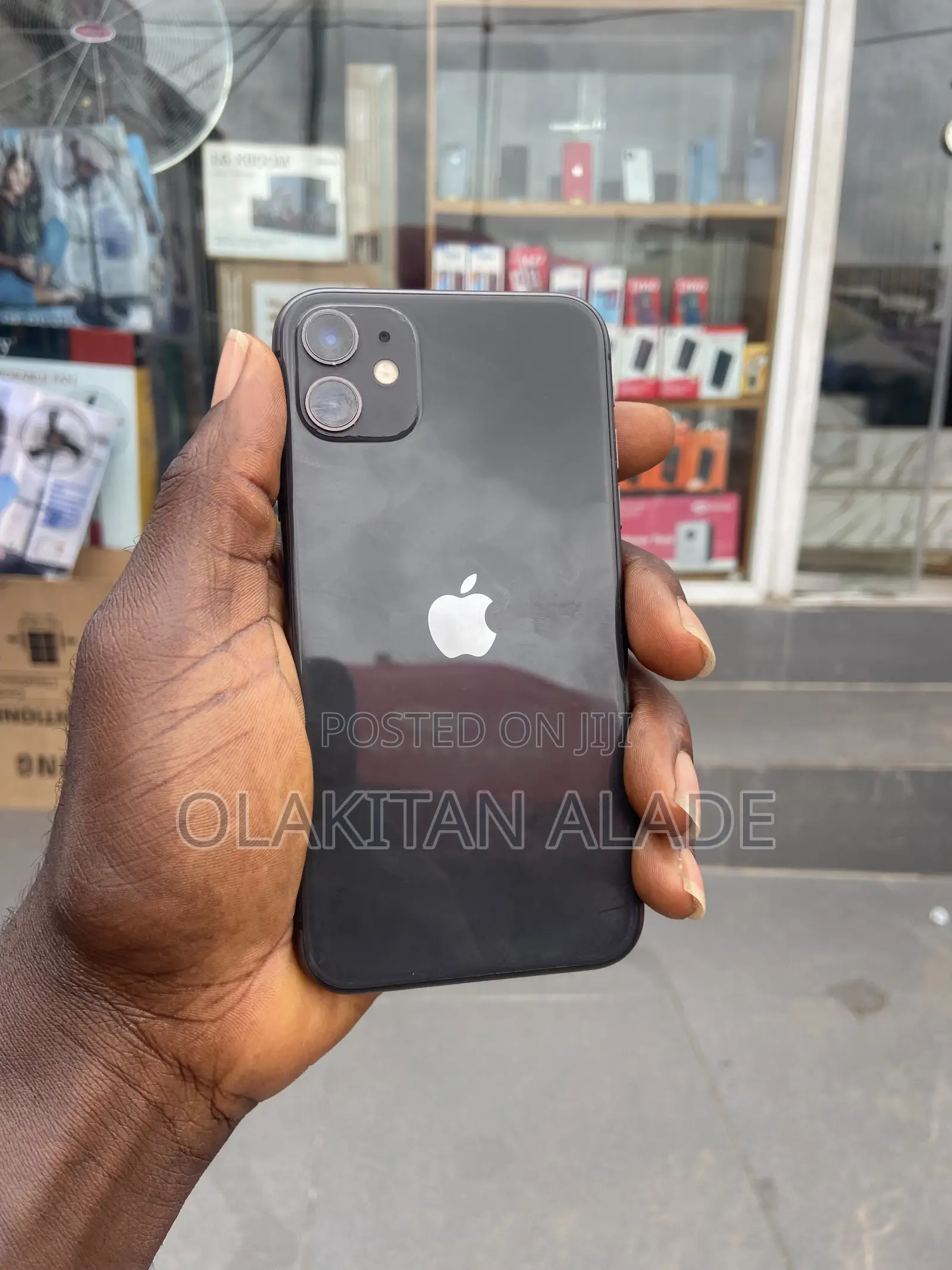 Apple iPhone 11 64 GB Black