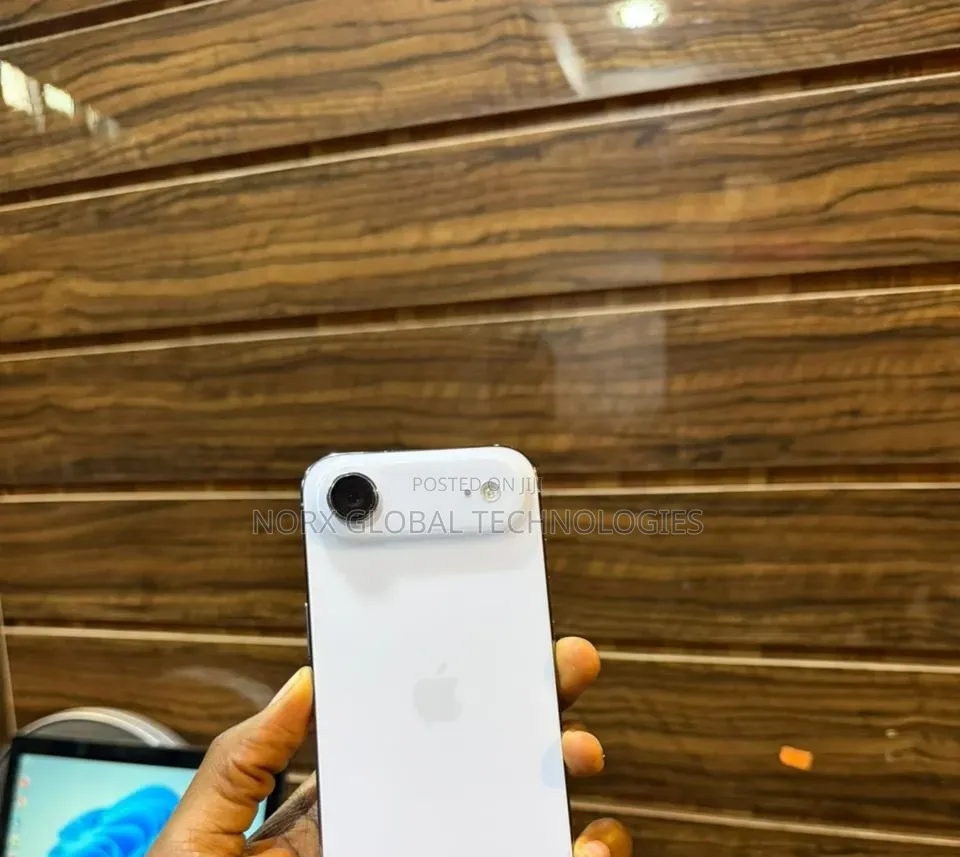 Apple iPhone Air 256 GB White