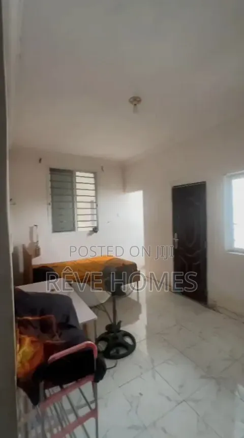 Studio Apartment in Shomolu for rent