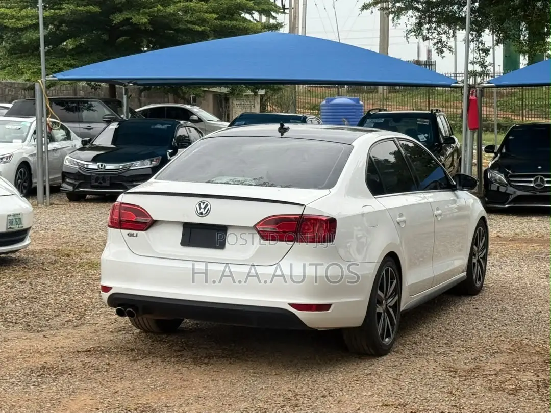 Volkswagen Jetta 2012 White