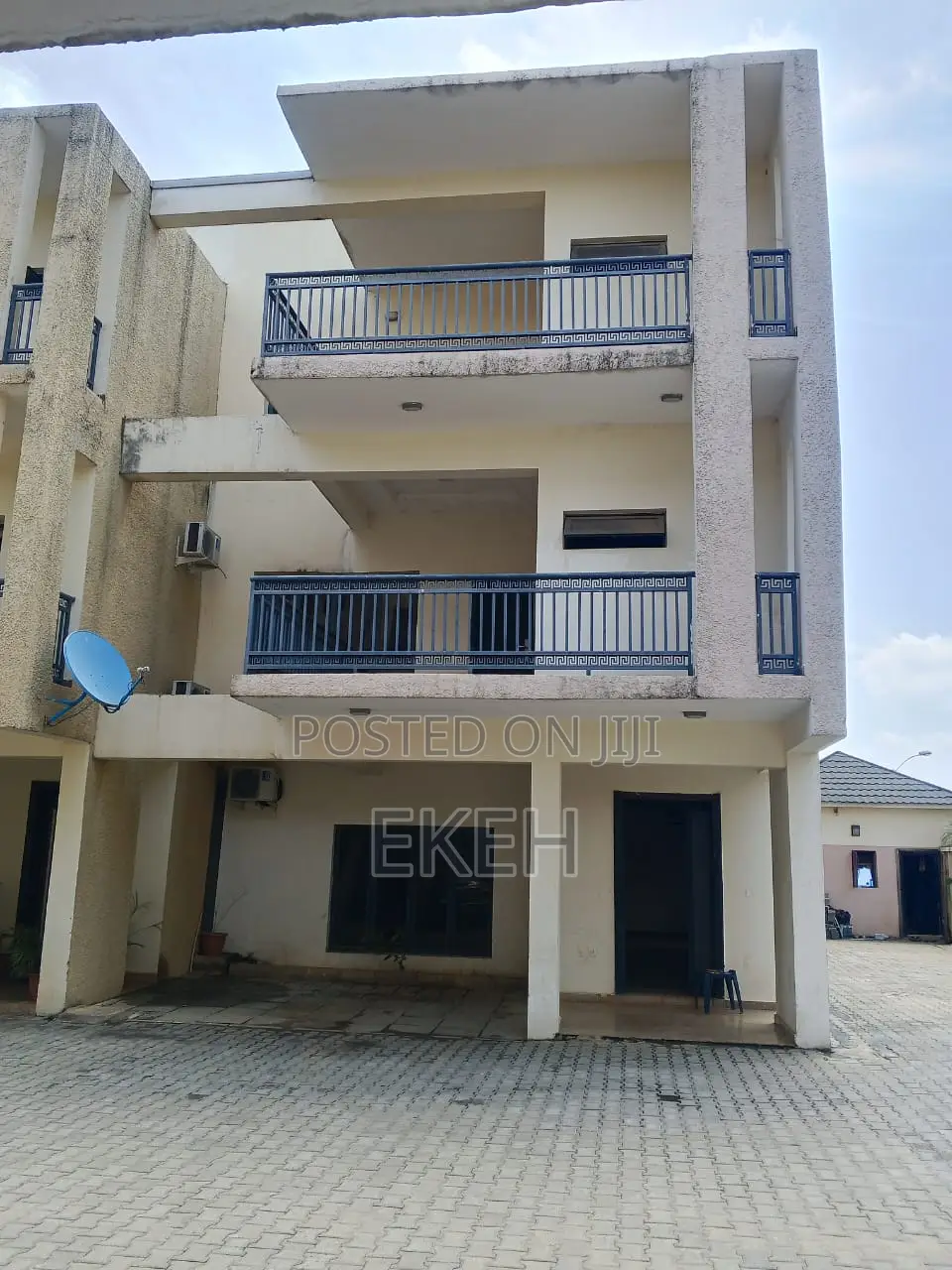 5bdrm Townhouse / Terrace in Barclay Luxury for rent