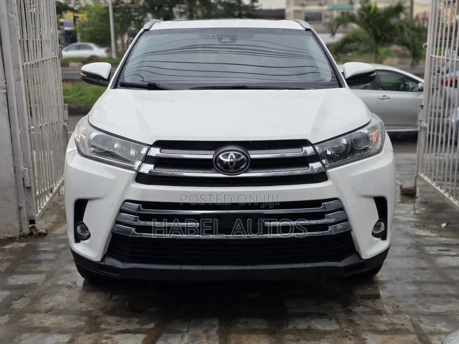 Toyota Highlander Limited 2019 White