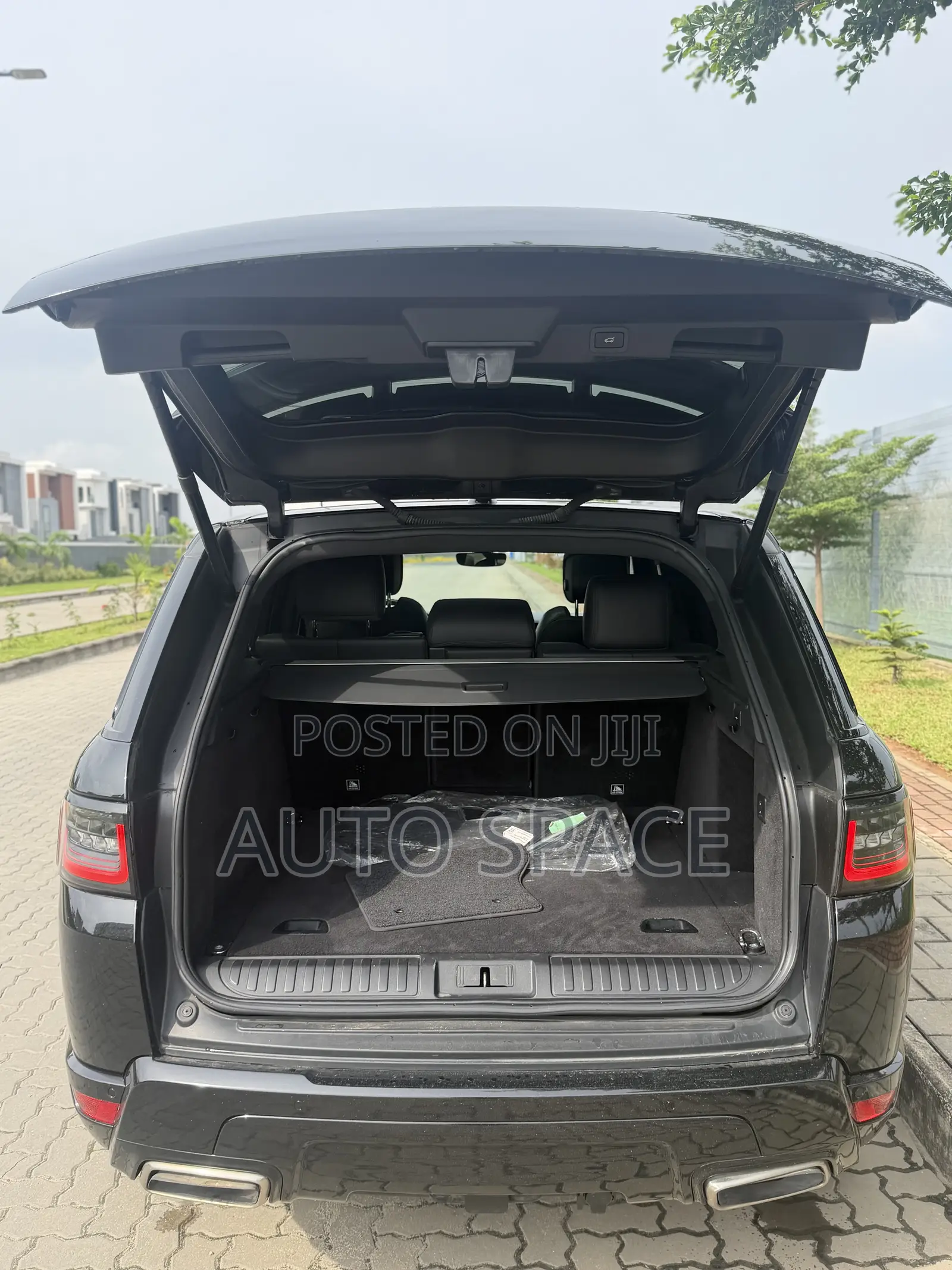 Land Rover Range Rover Sport 2022 Black