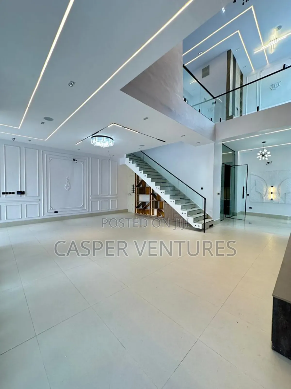 5bdrm Duplex in Vgc for sale
