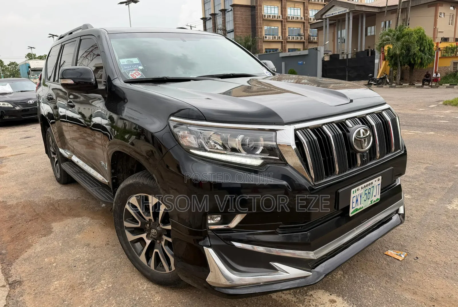 Toyota Land Cruiser Prado 2.7 2023 Black