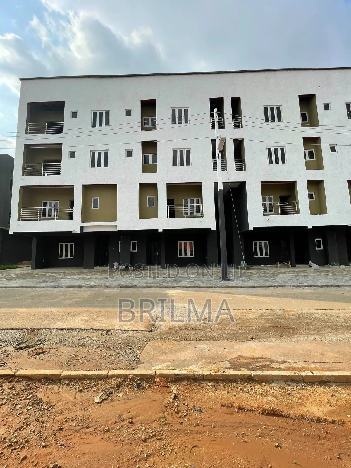 2bdrm Block of Flats in Katampe Extension for sale