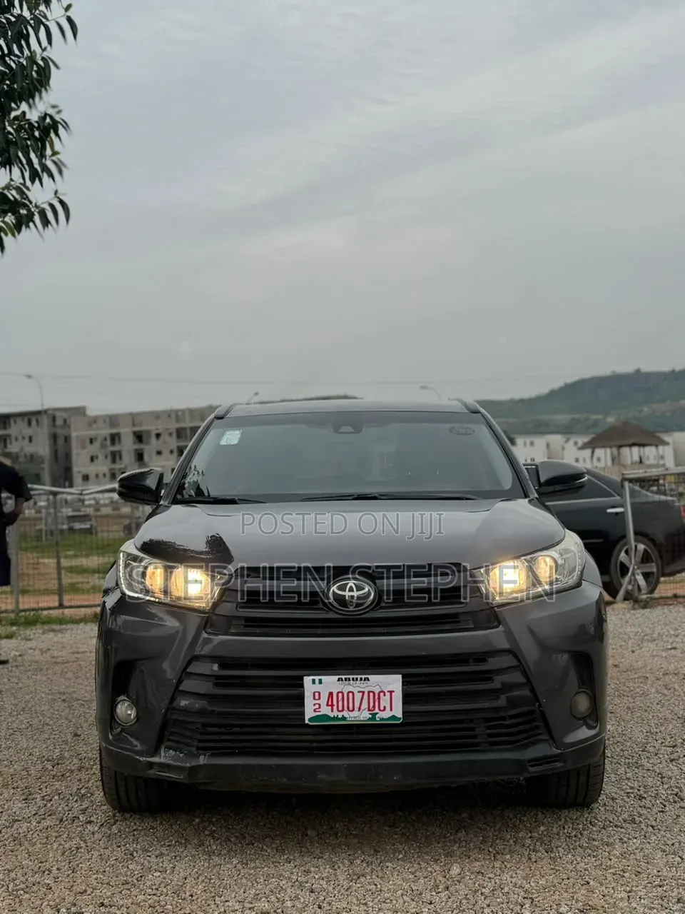 Toyota Highlander XLE 4x4 V6 (3.5L 6cyl 8A) 2018 Brown