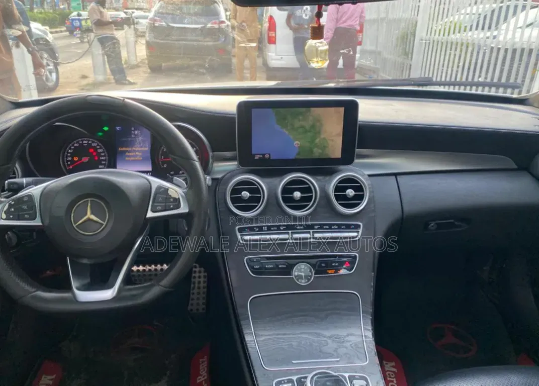 Mercedes-Benz C300 2015 White