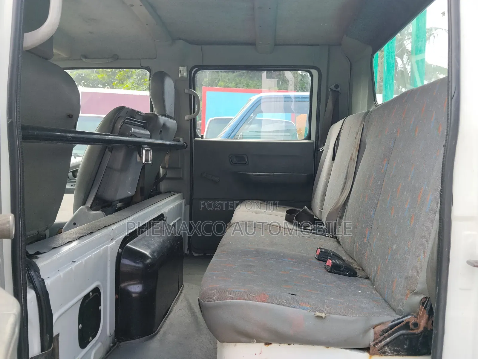 Mitsubishi Canter Double Cabin