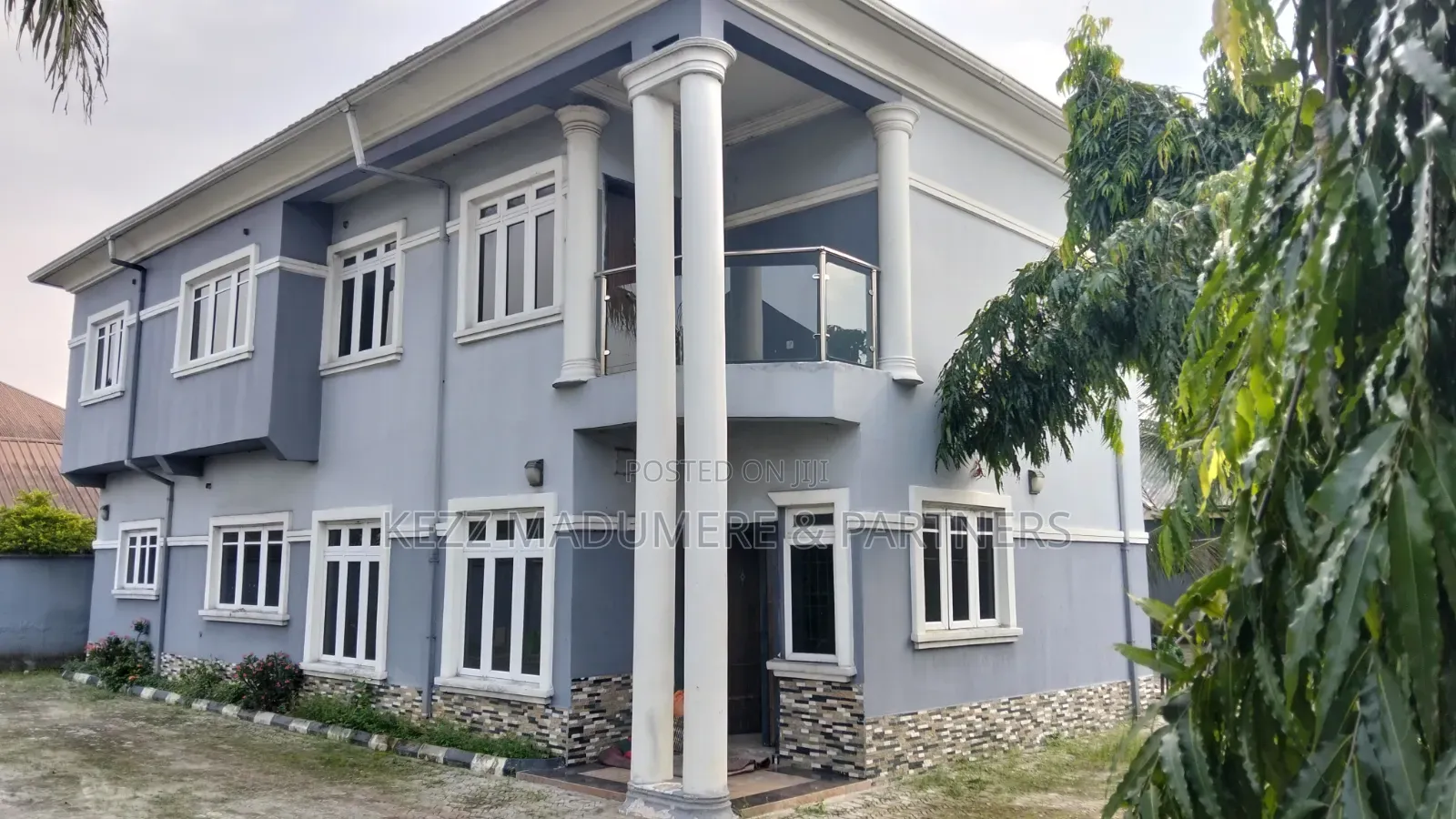 6bdrm Duplex in Off Eastwest Road, Rumuodara for sale