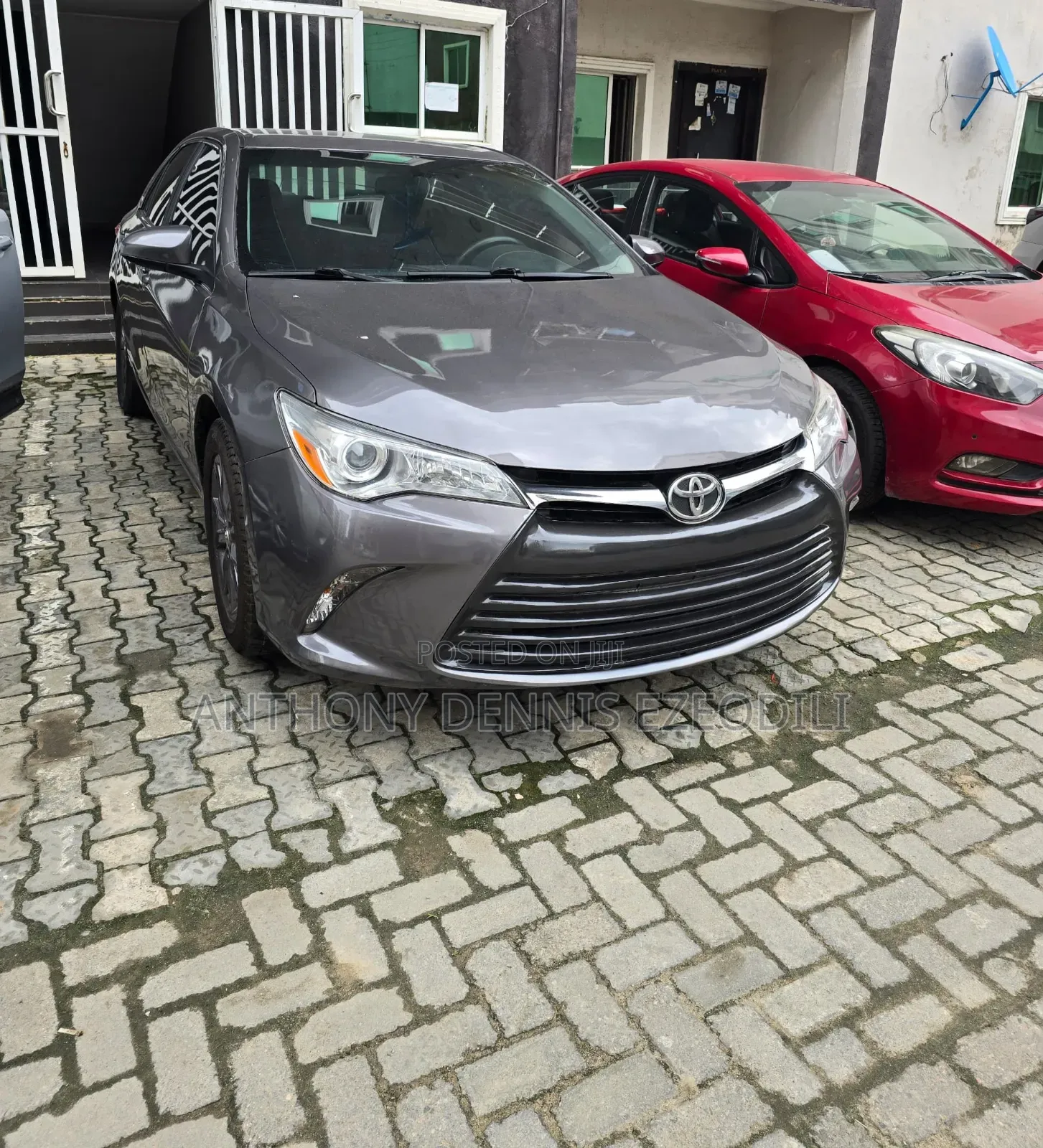 Toyota Camry LE 4dr Sedan (2.5L 4cyl 6A) 2017 Gray