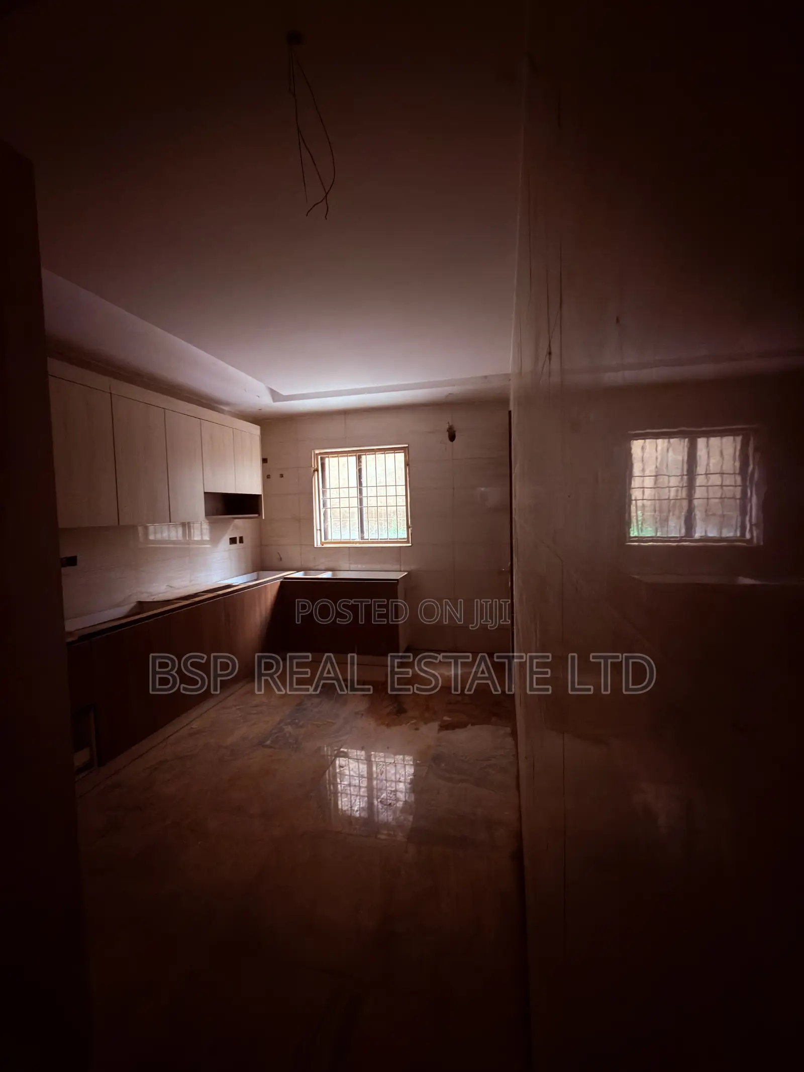 4bdrm Townhouse/Terrace in Asokoro for sale