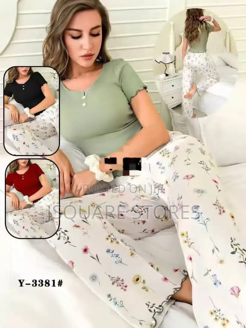 Ladies Short Sleeve Pyjamas/Indoor Wear