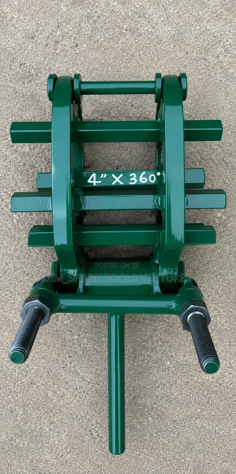 4-Inch Green Pipe Clamp Designed for Securing Pipes