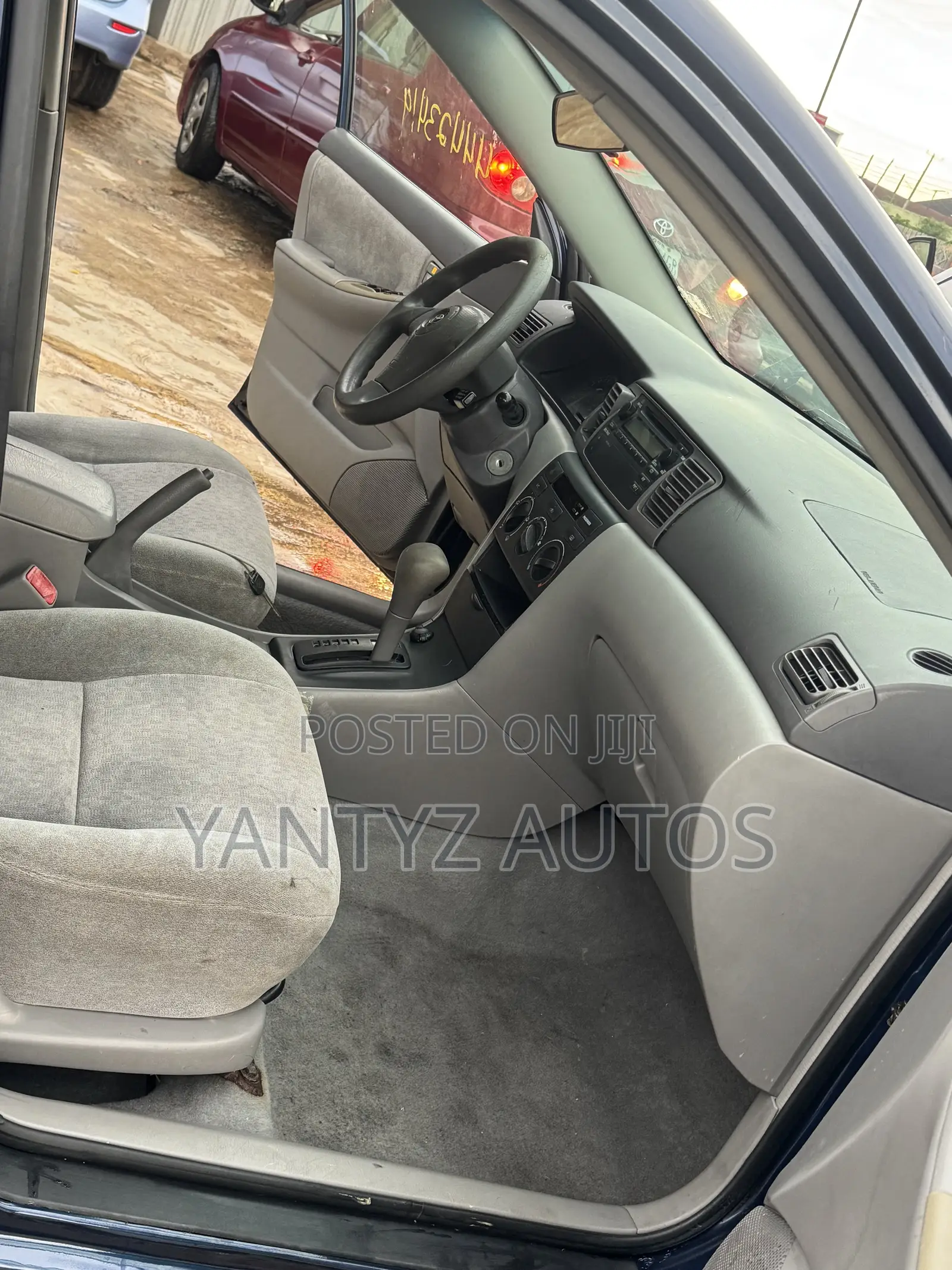 Toyota Corolla LE 2004 Blue