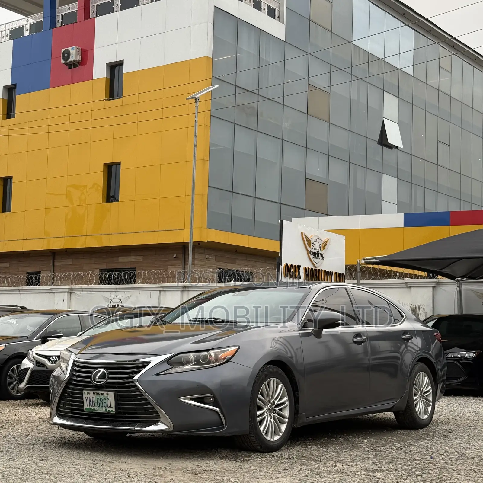 Lexus ES 350 FWD 2014 Gray