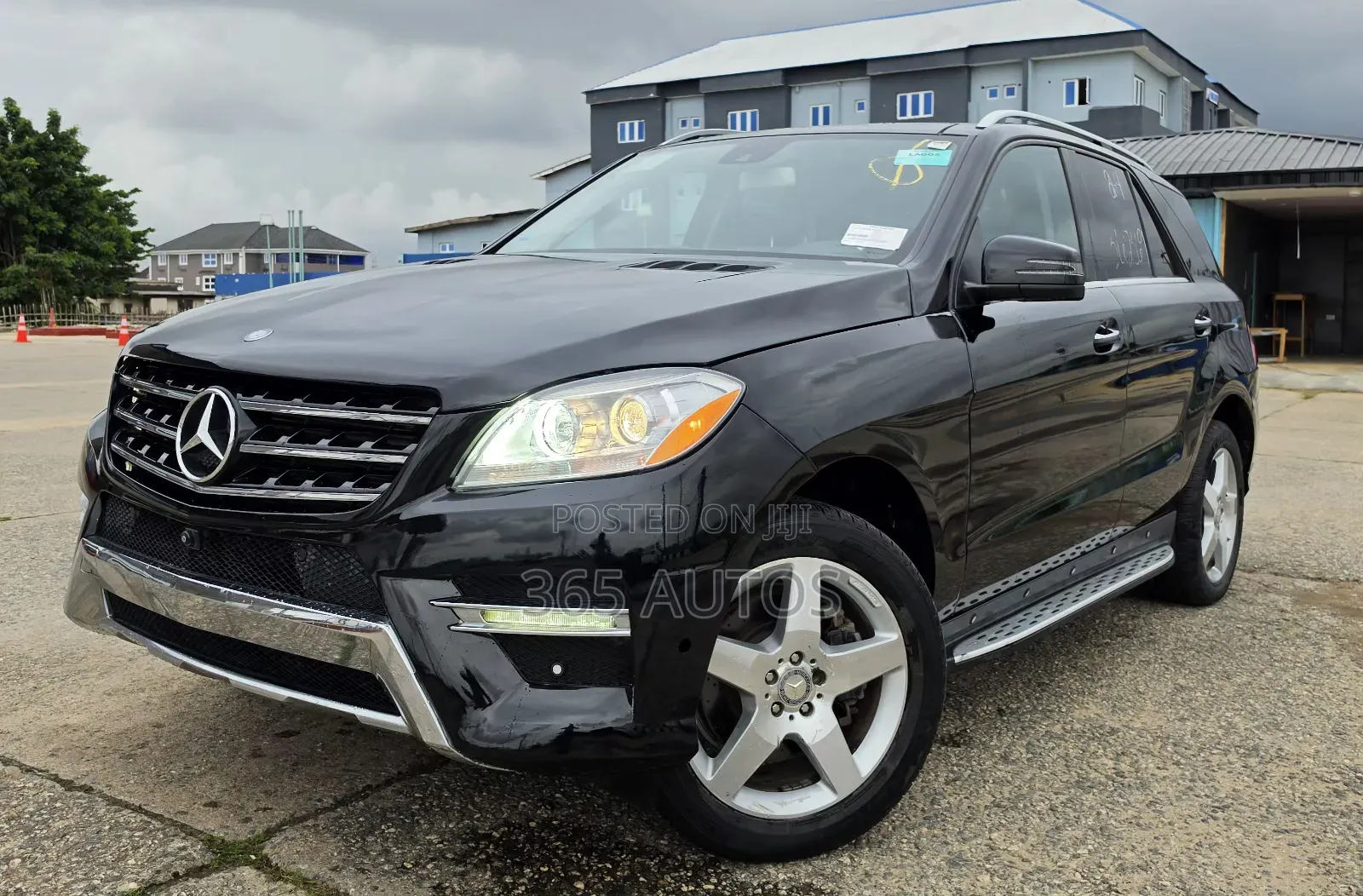Mercedes-Benz M Class ML350 4dr SUV (3.5L 6cyl 7A) 2014 Black
