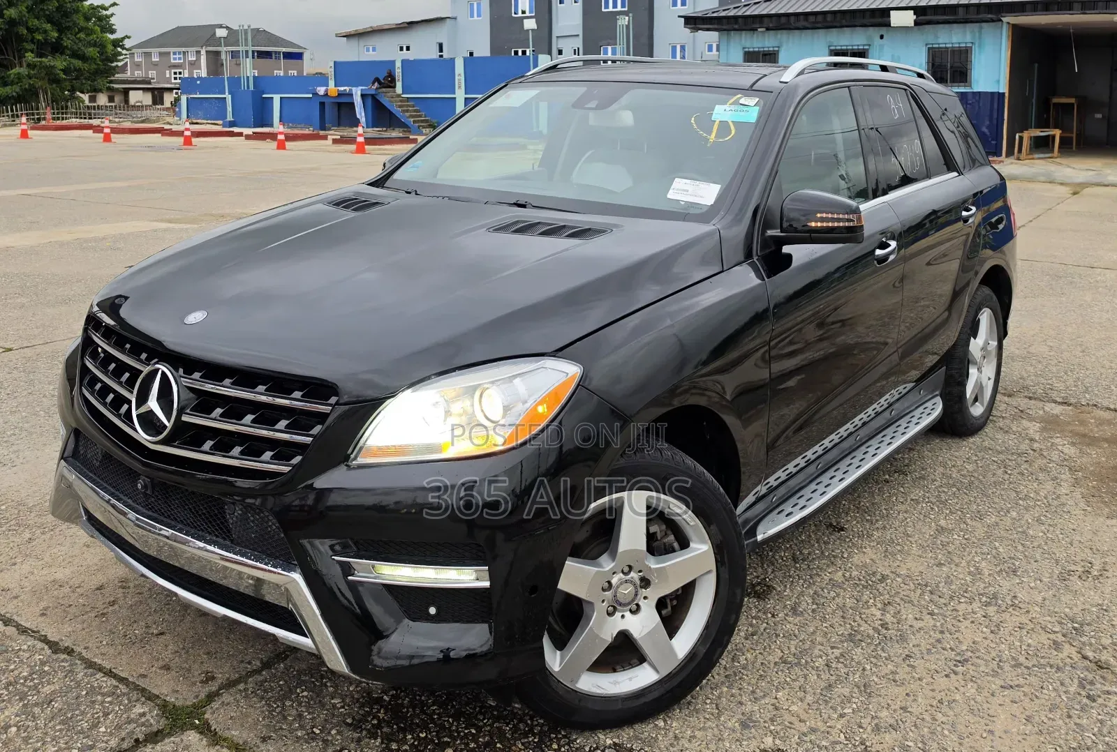 Mercedes-Benz M Class ML350 4dr SUV (3.5L 6cyl 7A) 2014 Black