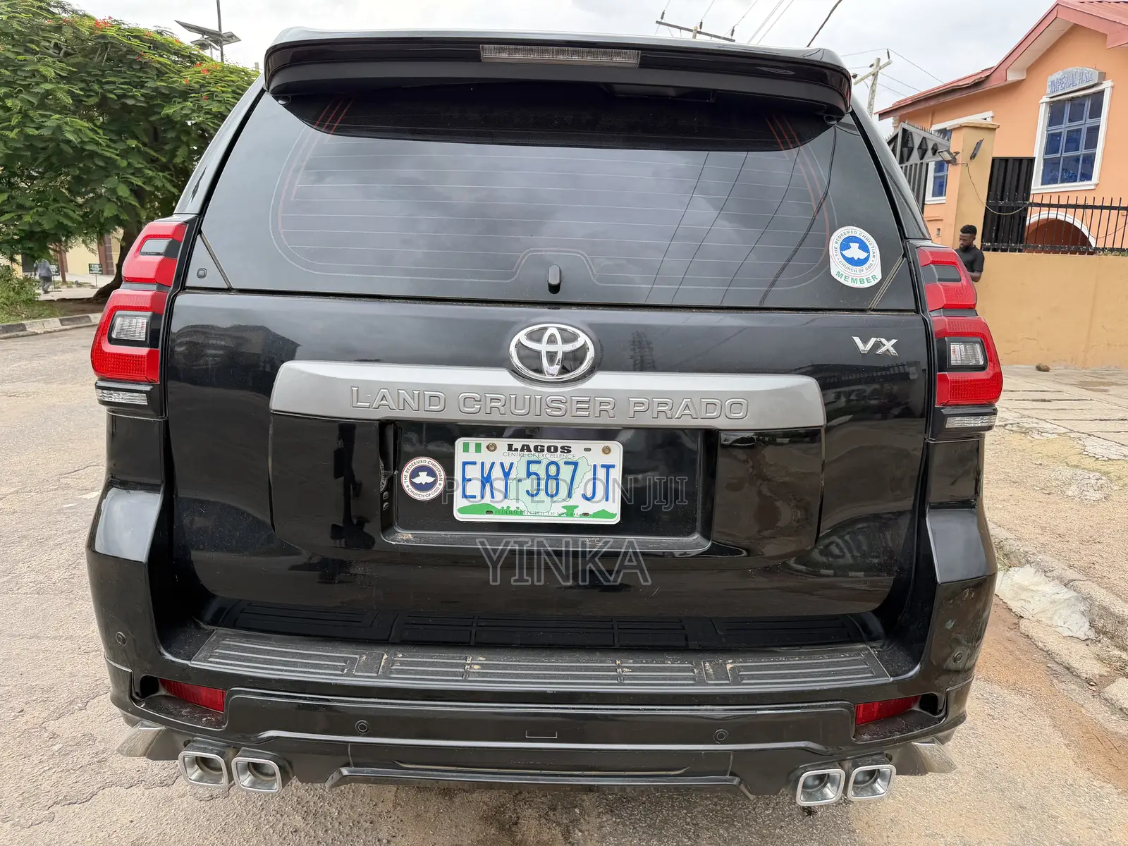Toyota Land Cruiser Prado 2.7 2023 Black