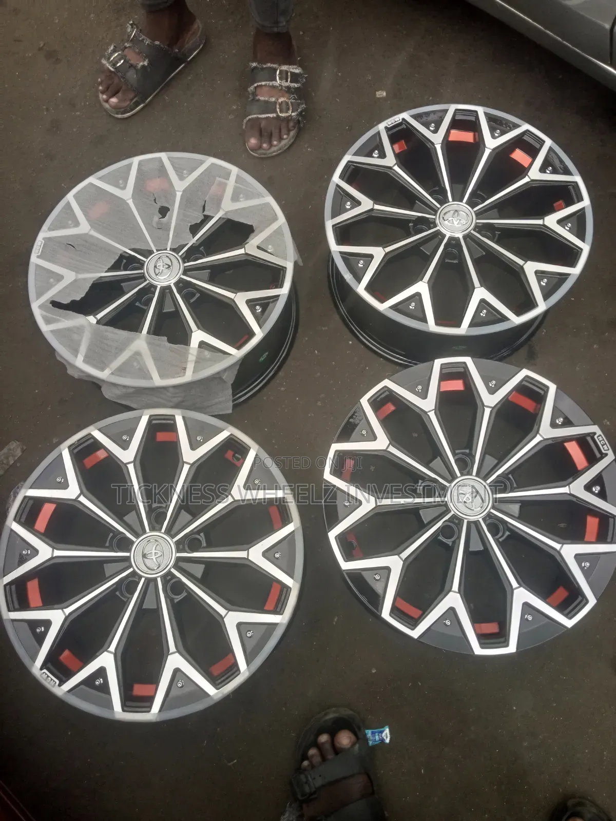 Quality Standard Toyota Camry Alloyed Wheel 16 Inch