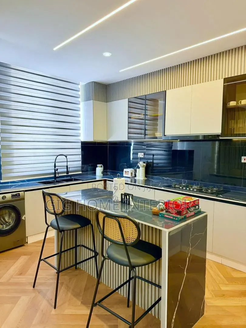 Luxury 2 BDRM Shortlet Apartment