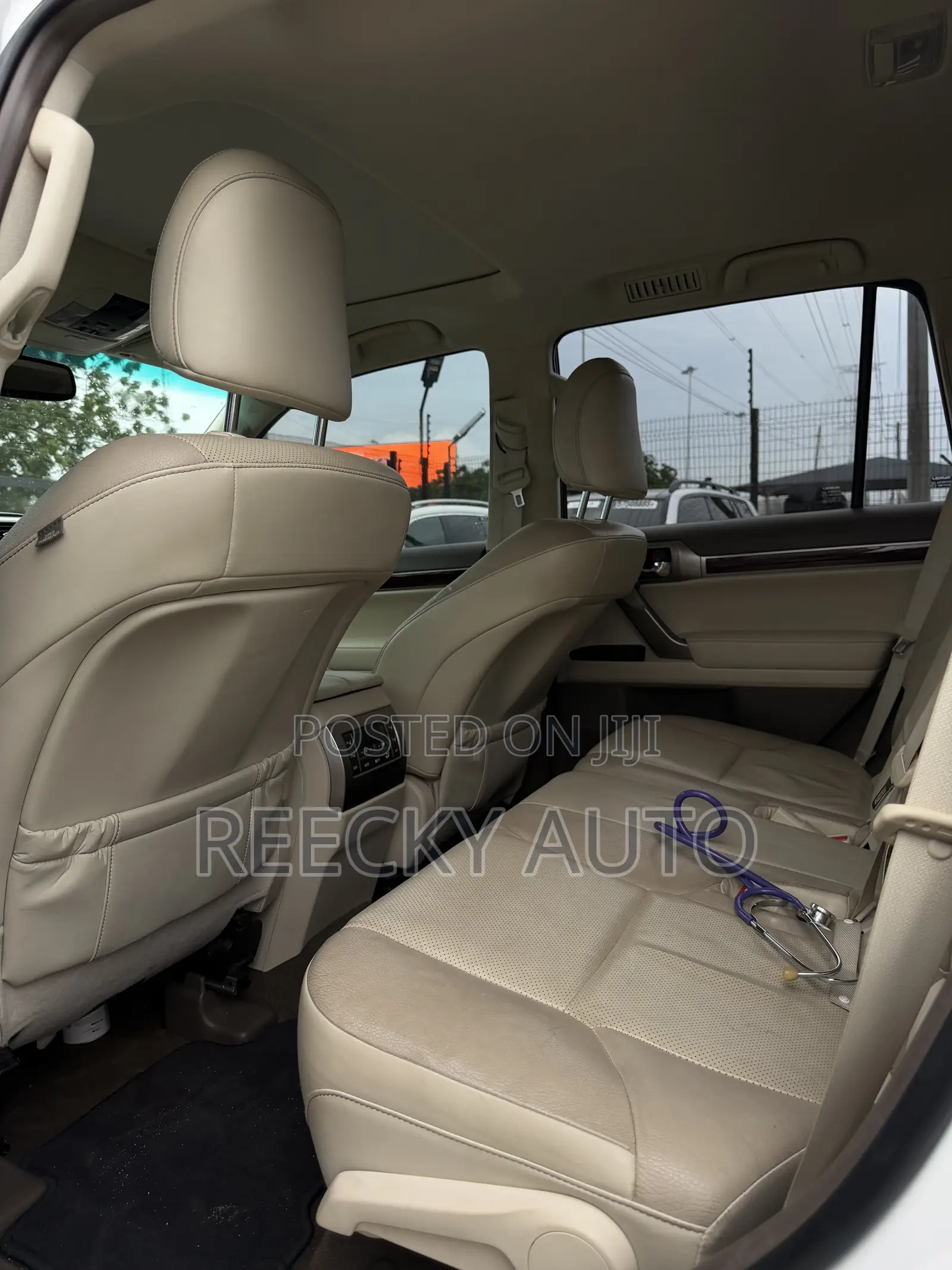 Lexus GX 460 Luxury 2015 White