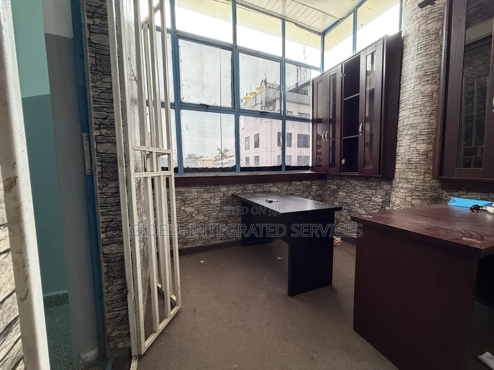 15sqm Office Space On The First Floor