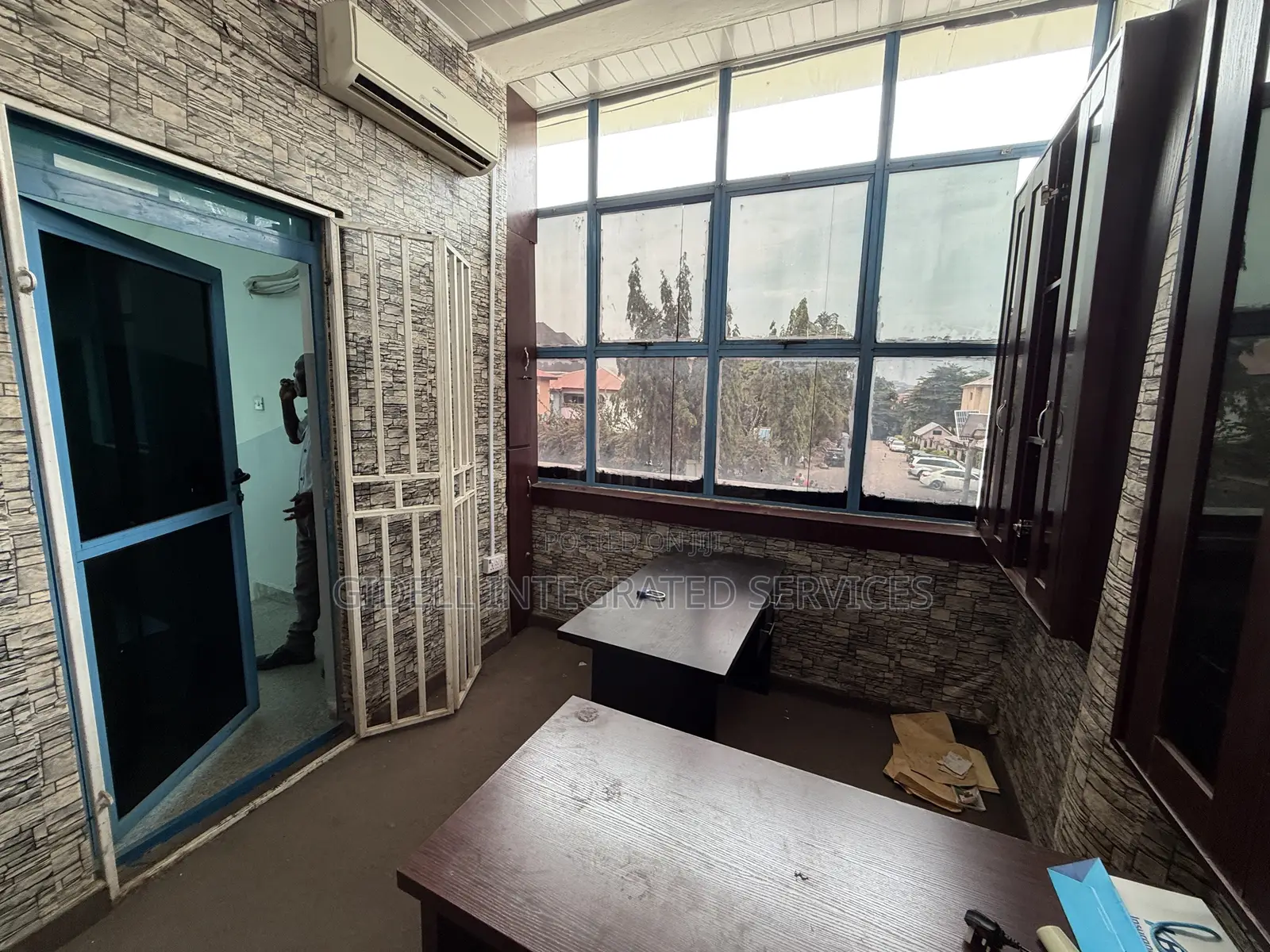 15sqm Office Space On The First Floor